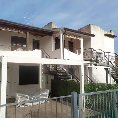 Lidia 度假居 罗索利纳