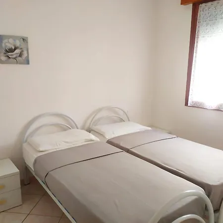 Lidia Prázdninový dům Rosolina